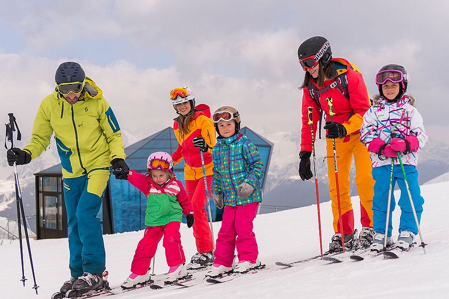 Skiing holidays with the family or with friends